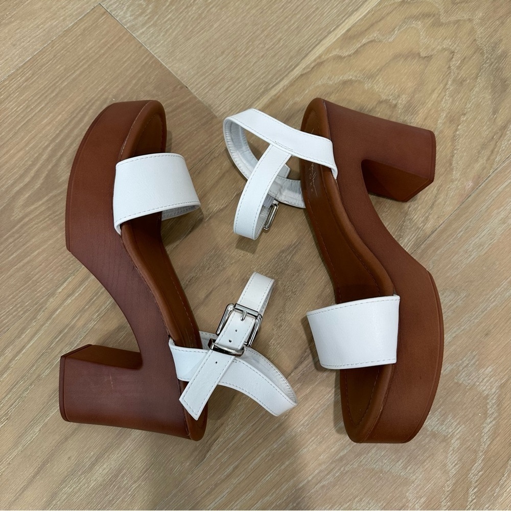 Nicole Miller Brown White Platform Heels Sandals Womens size 7.5 Casual Summer - Picture 3 of 12
